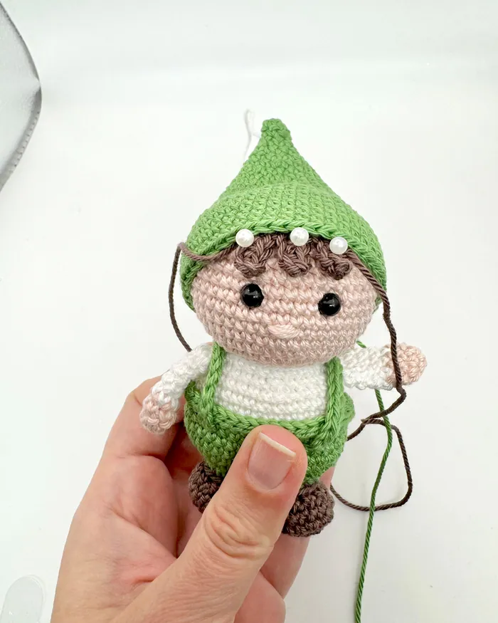 Lutin des Funambules d’hiver en cours d’assemblage
